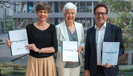 Cieltje Van Achter, Frieda Brepoels en Frederik Delaplace